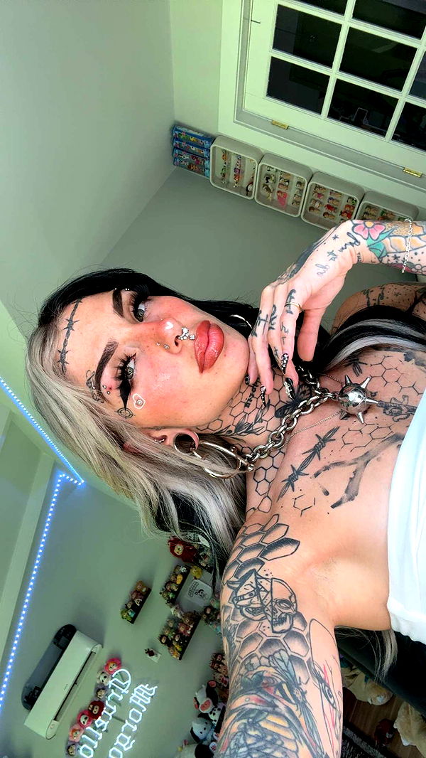 cruellamorganxo image ~ Altpins