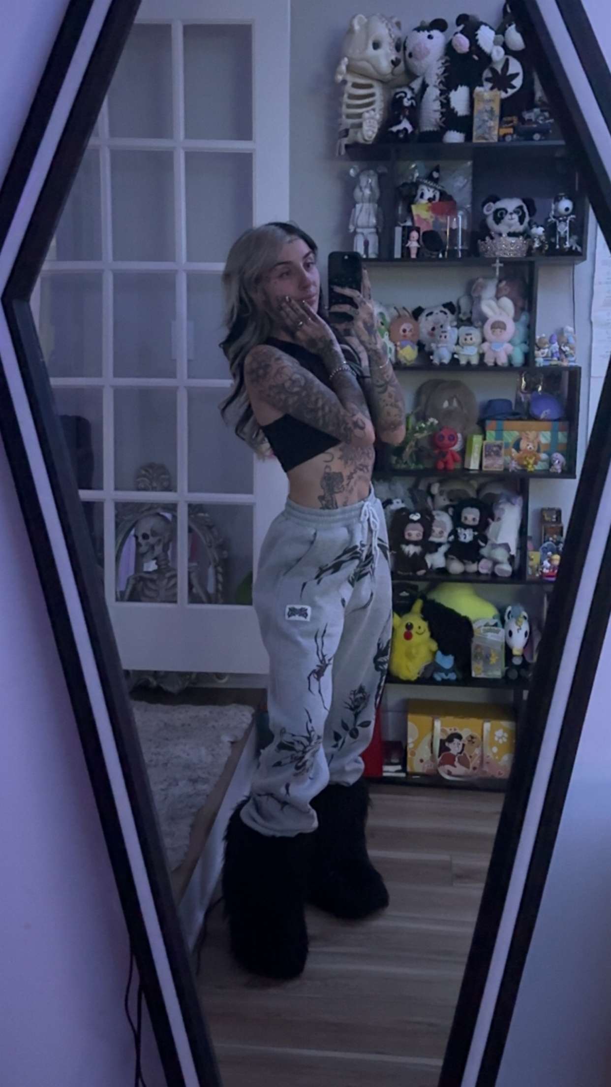 cruellamorganxo snapchat image archive image