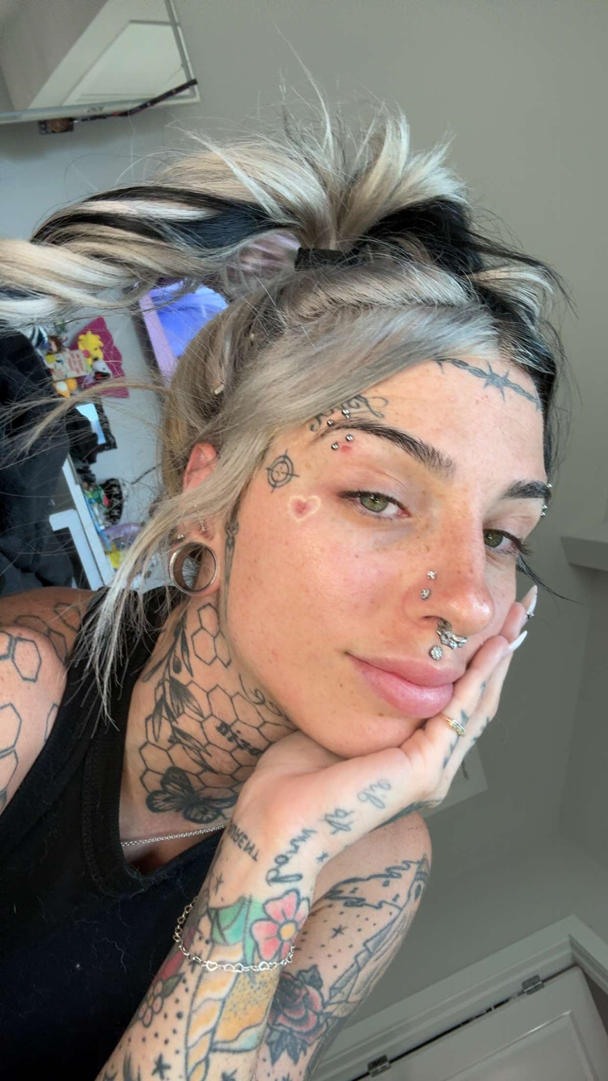 cruellamorganxo snapchat image archive image