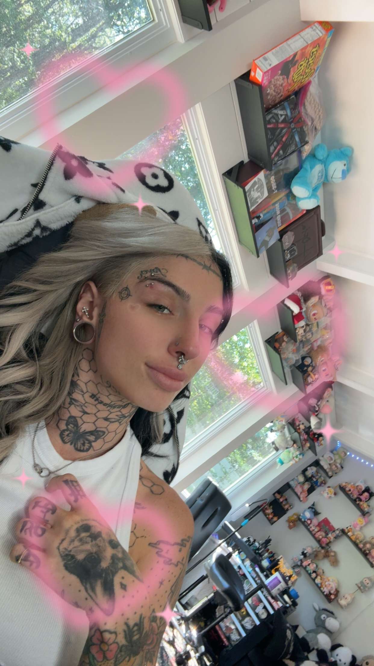 cruellamorganxo snapchat image archive image