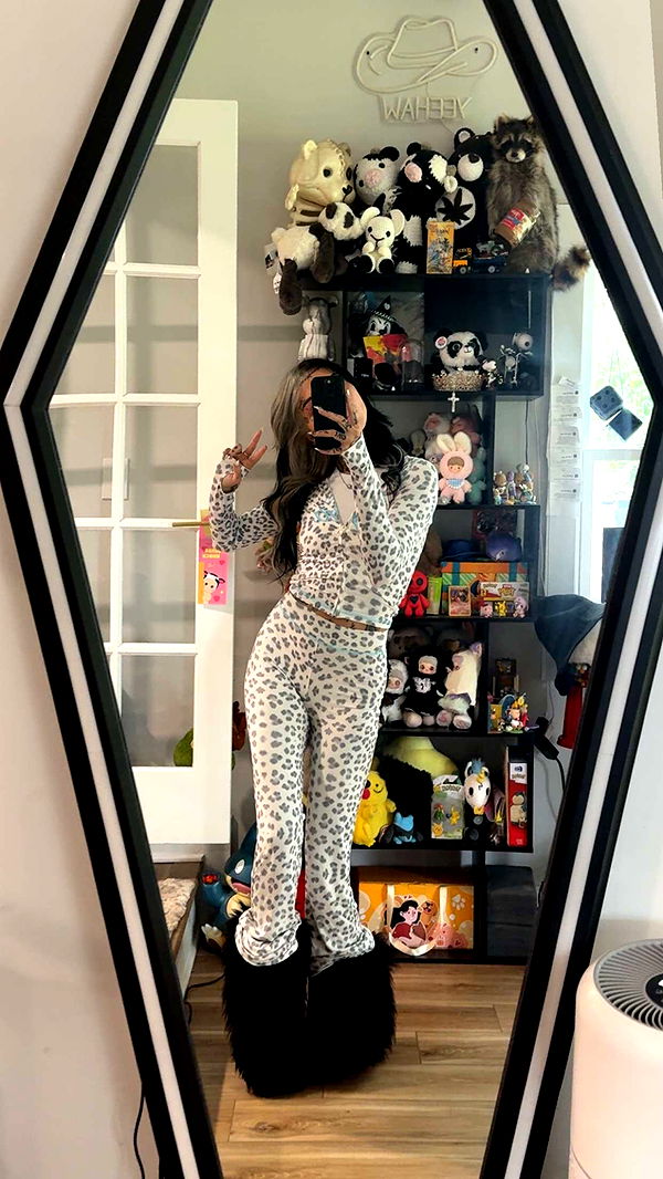 cruellamorganxo image ~ Altpins