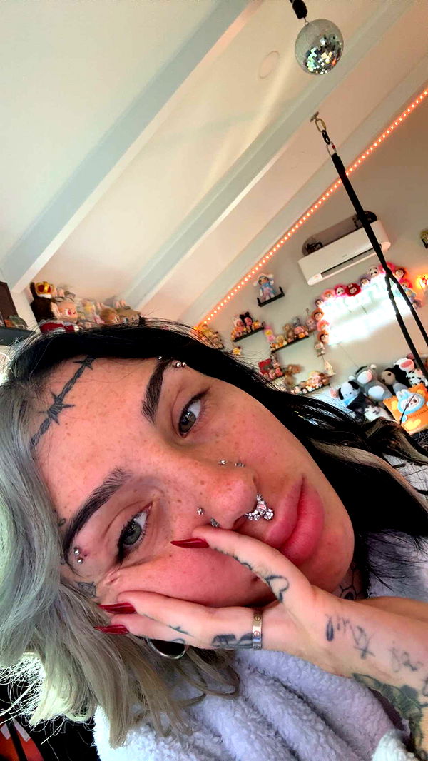 cruellamorganxo image ~ Altpins