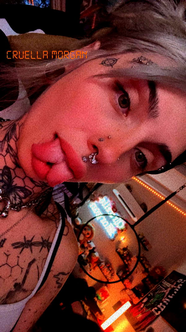 cruellamorganxo image ~ Altpins