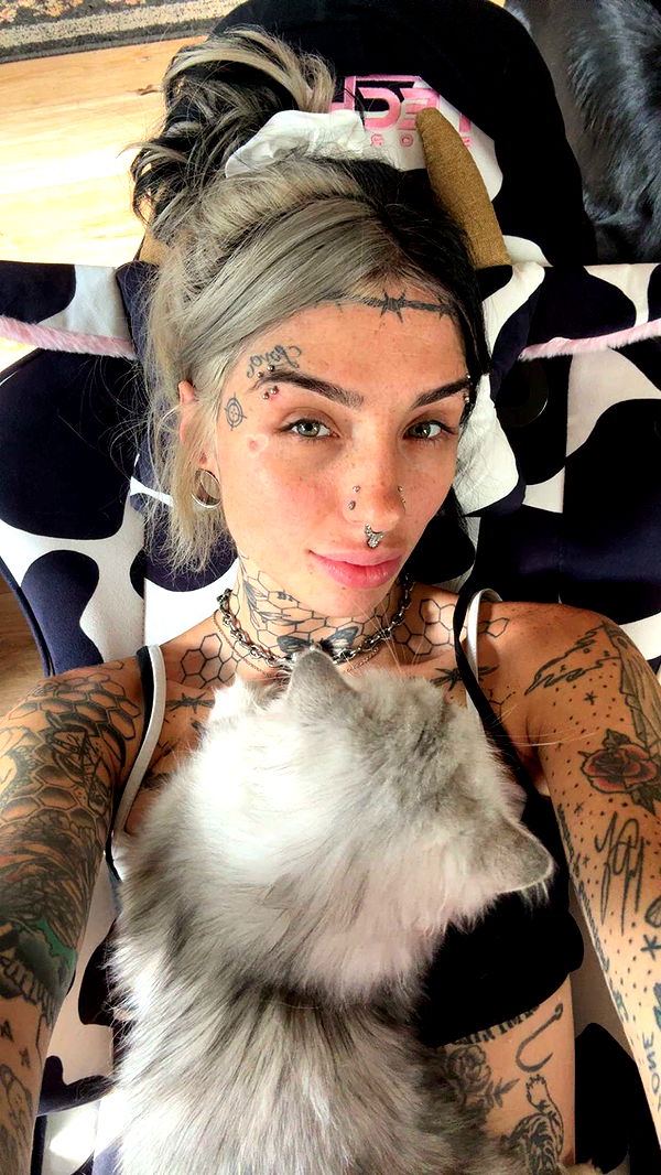 cruellamorganxo image ~ Altpins