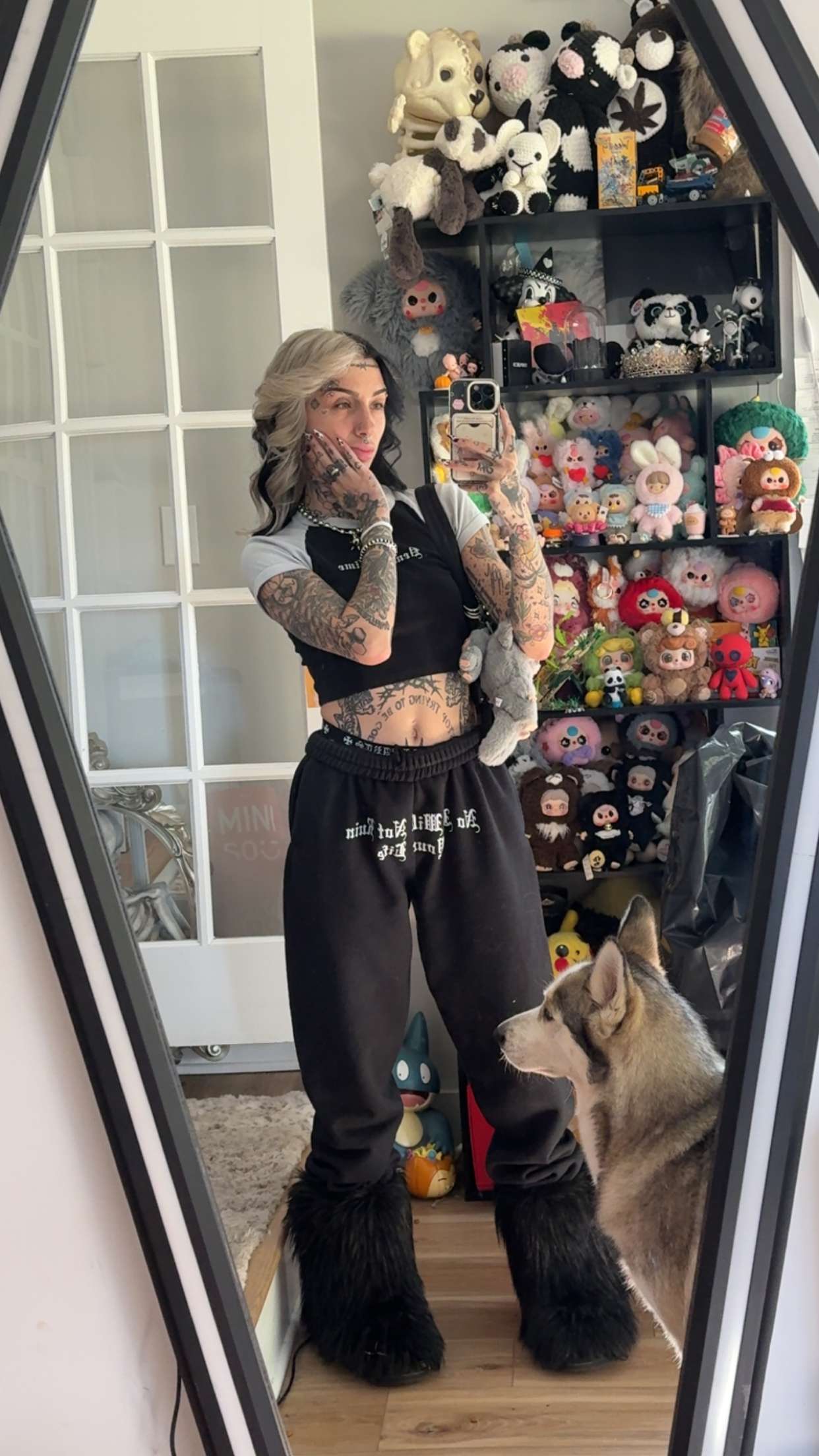 cruellamorganxo snapchat image archive image