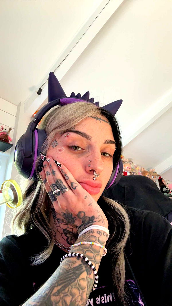 cruellamorganxo image ~ Altpins