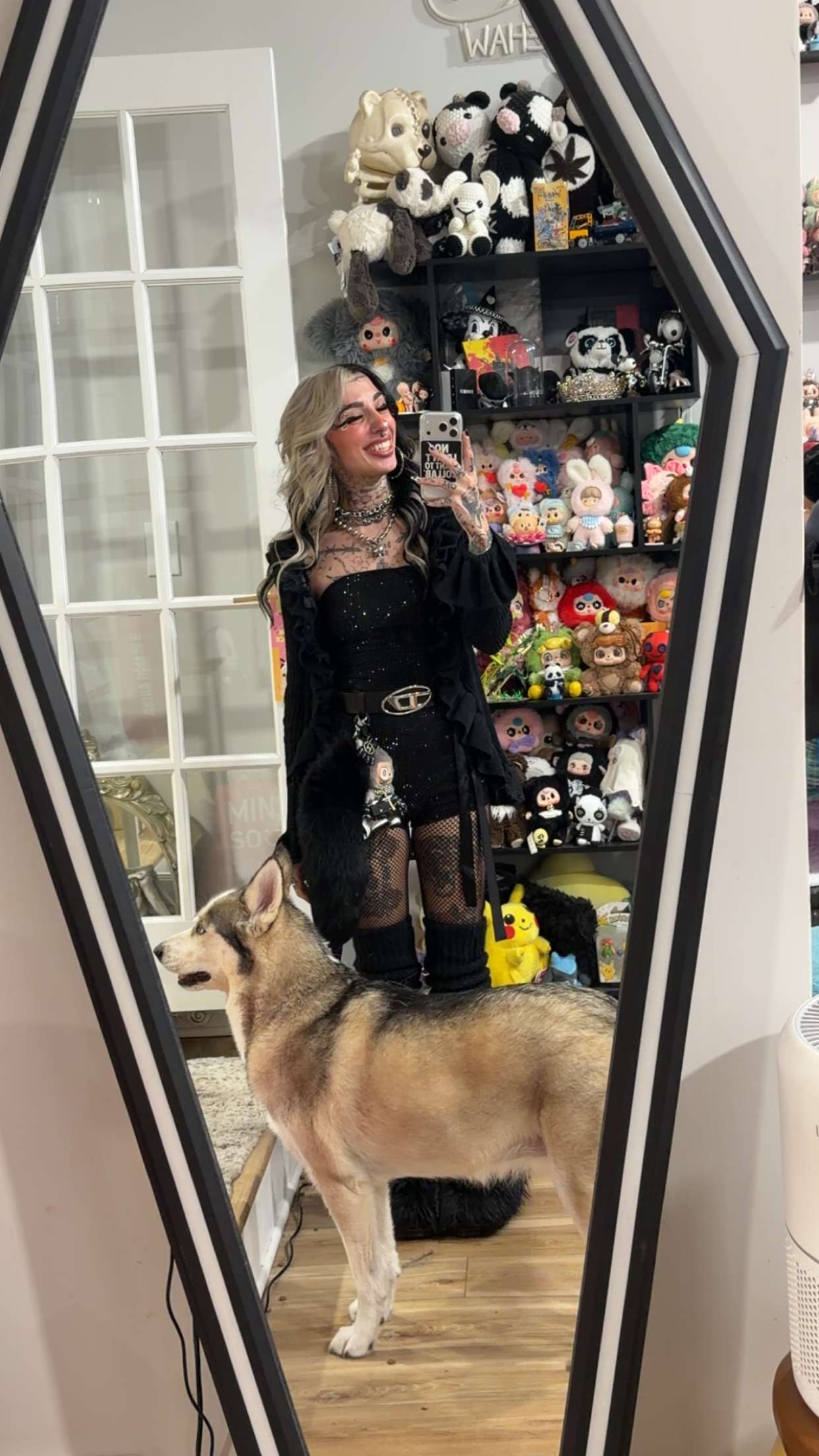 cruellamorganxo snapchat image archive image