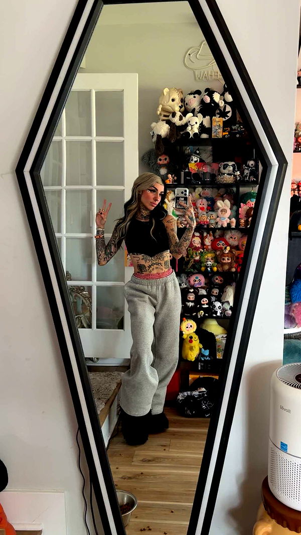 cruellamorganxo image ~ Altpins