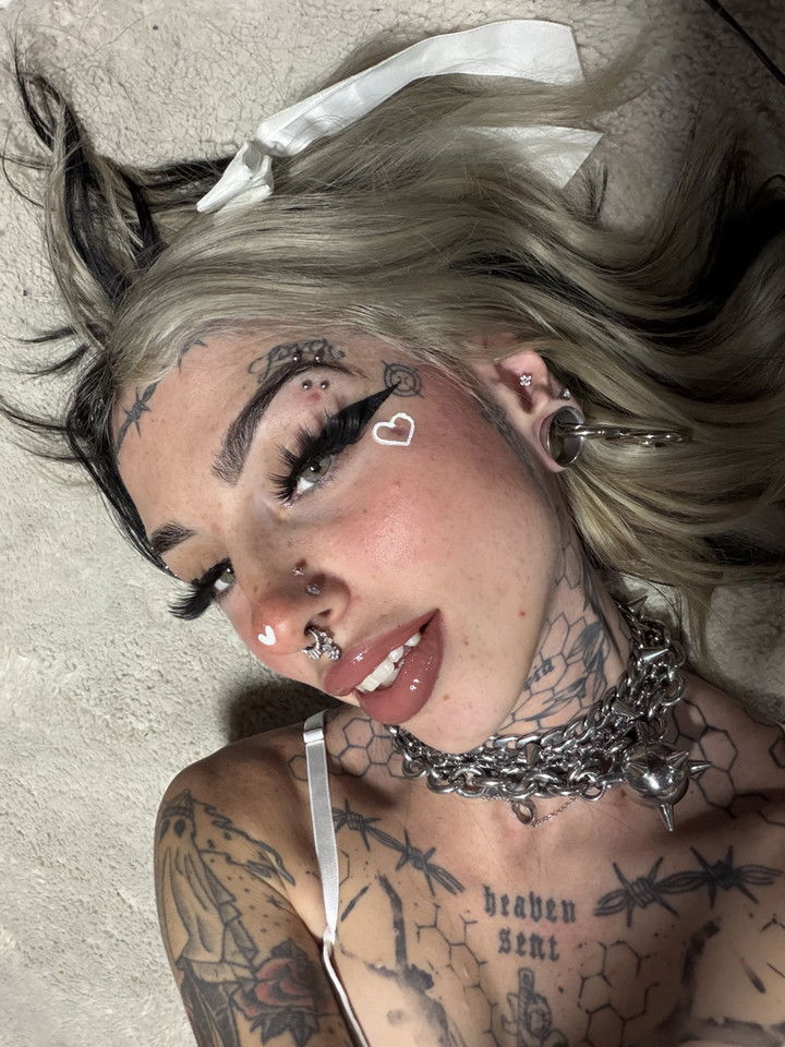 cruellamorganxo snapchat image archive image