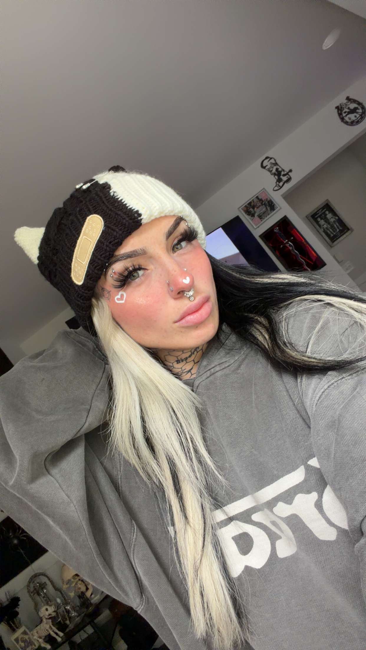 cruellamorganxo snapchat image archive image