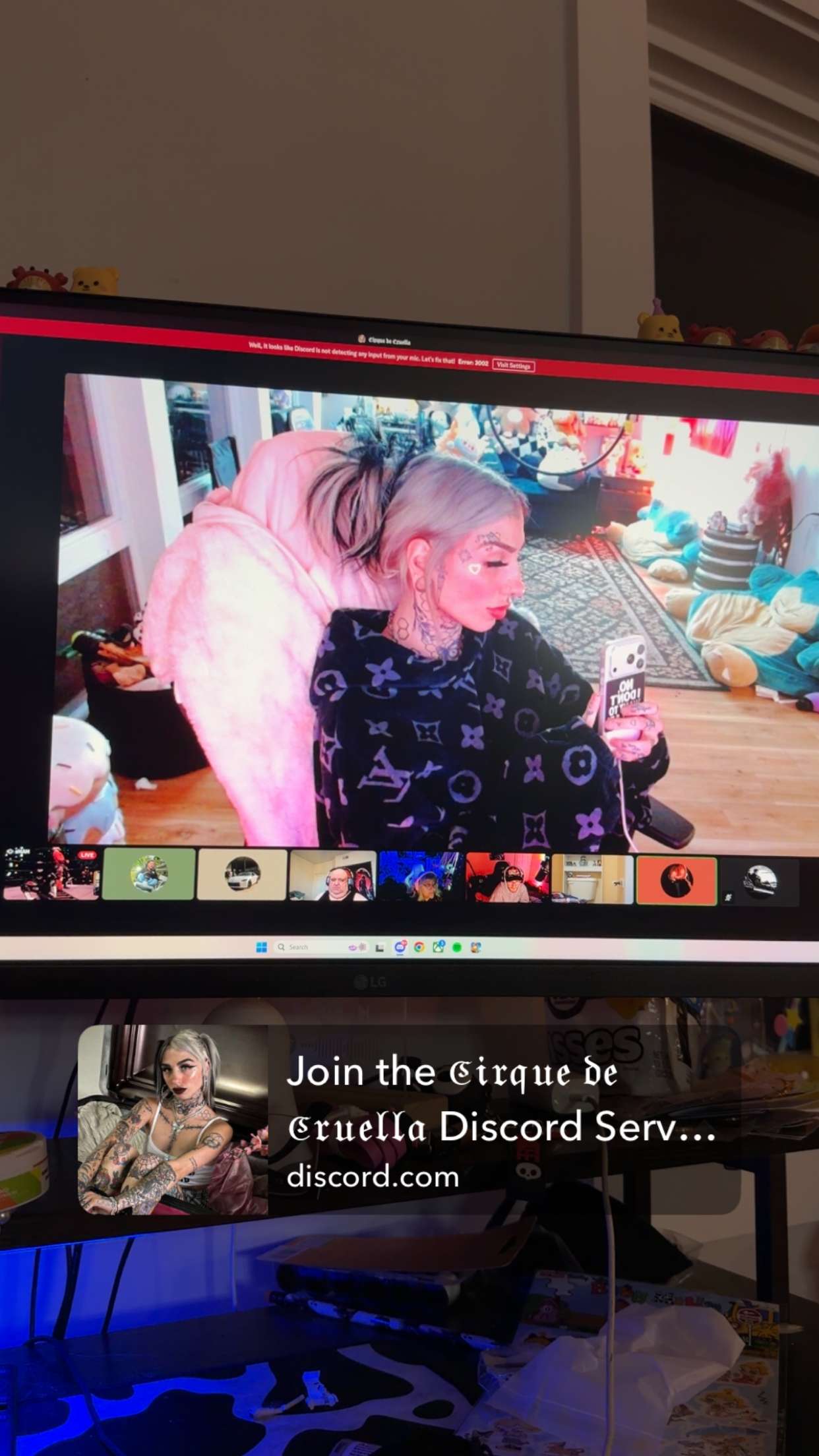 cruellamorganxo snapchat image archive image