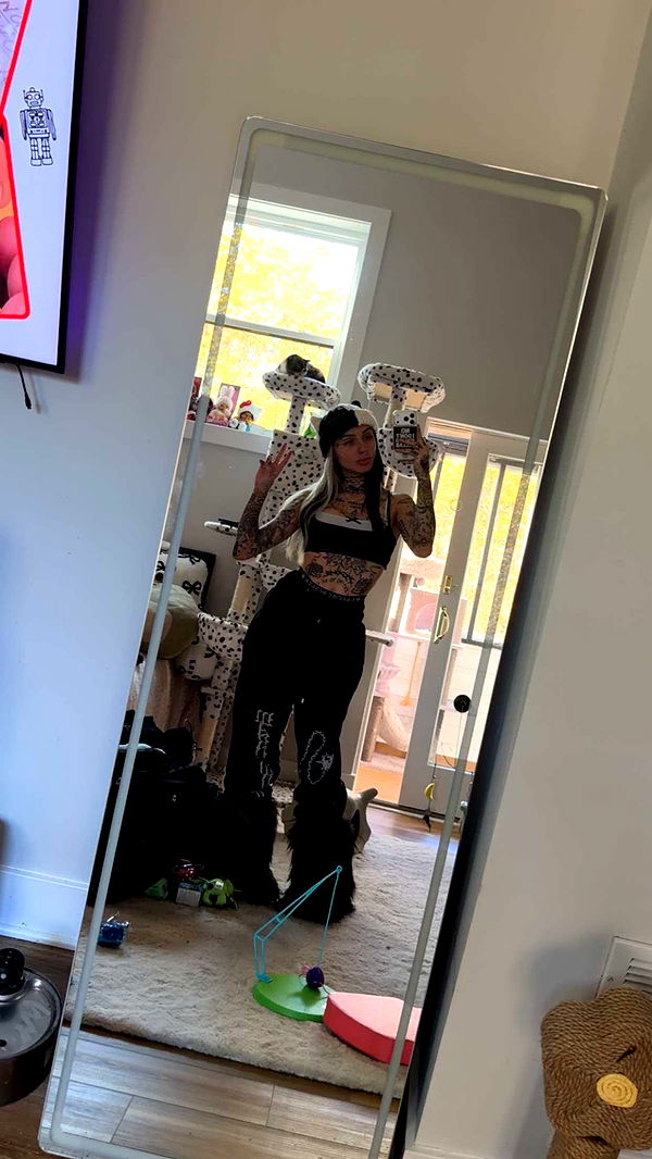 cruellamorganxo image ~ Altpins