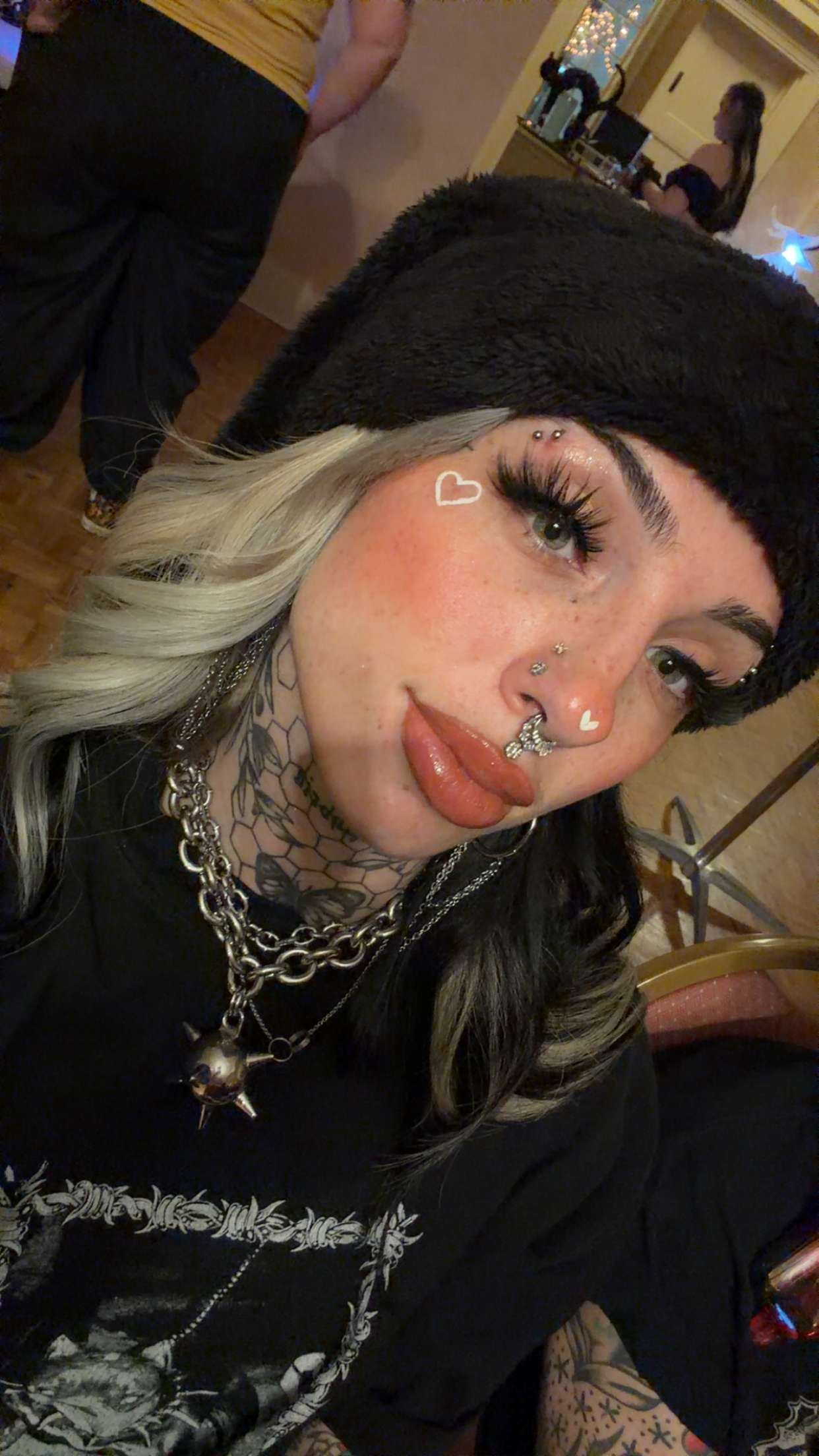 cruellamorganxo snapchat image archive image