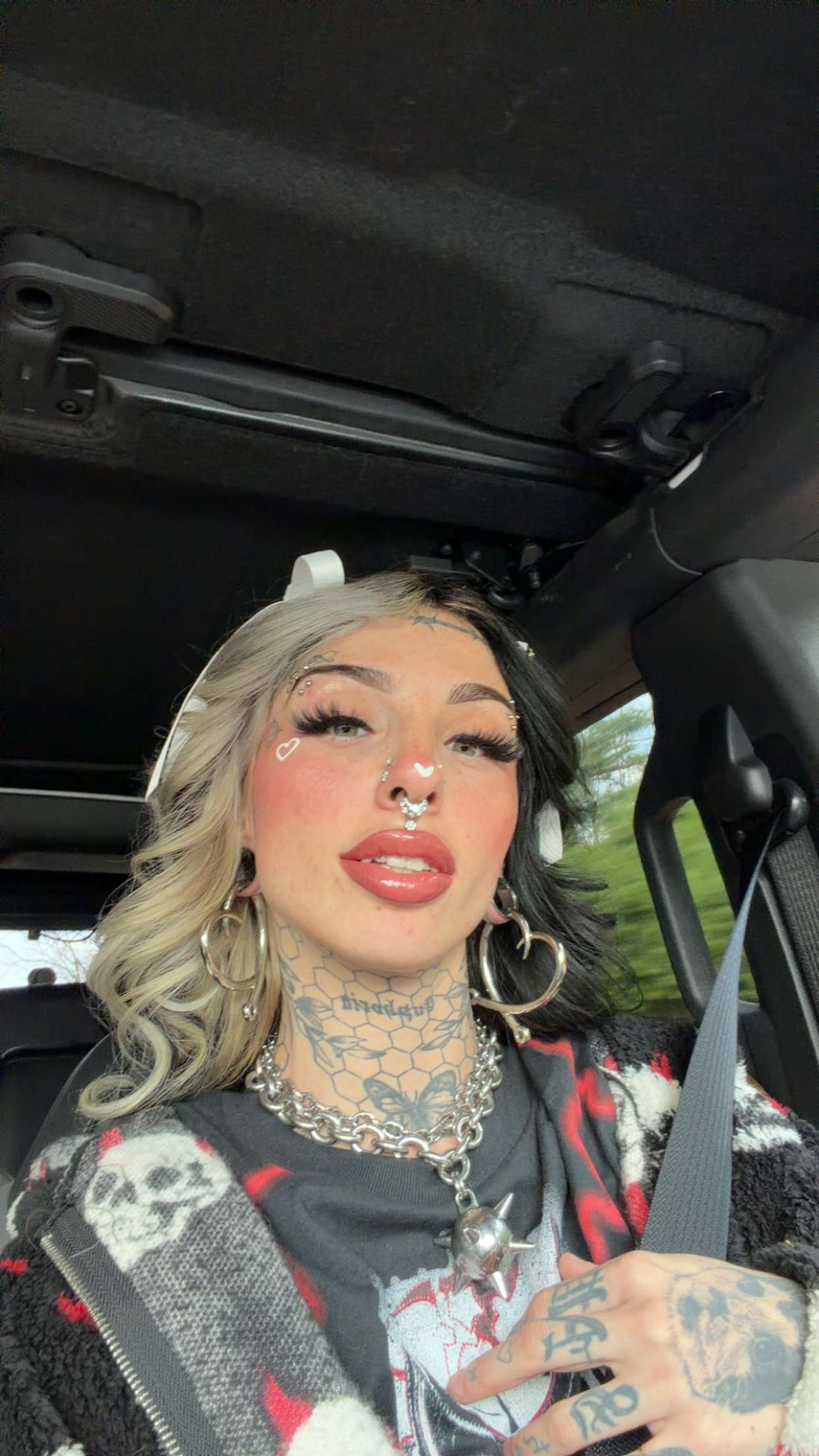 cruellamorganxo snapchat image archive image