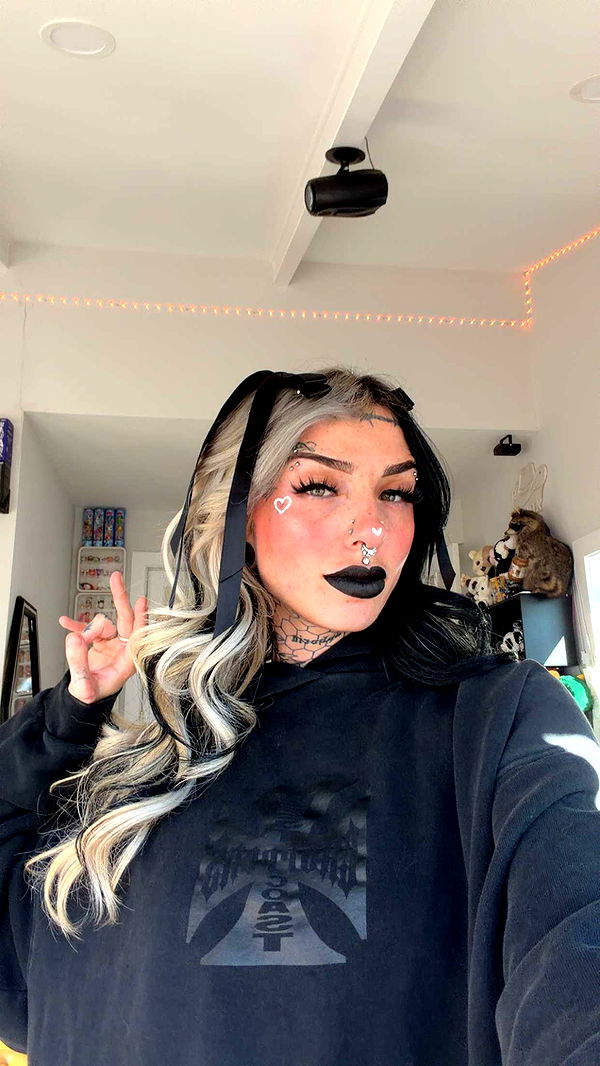 cruellamorganxo image ~ Altpins