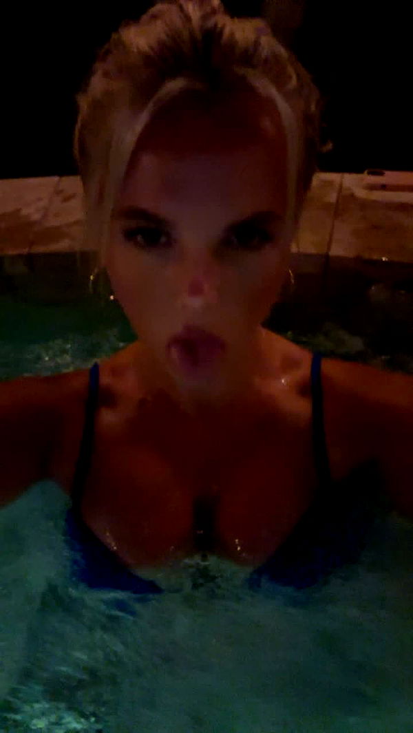 ellieblue2842 image ~ Altpins