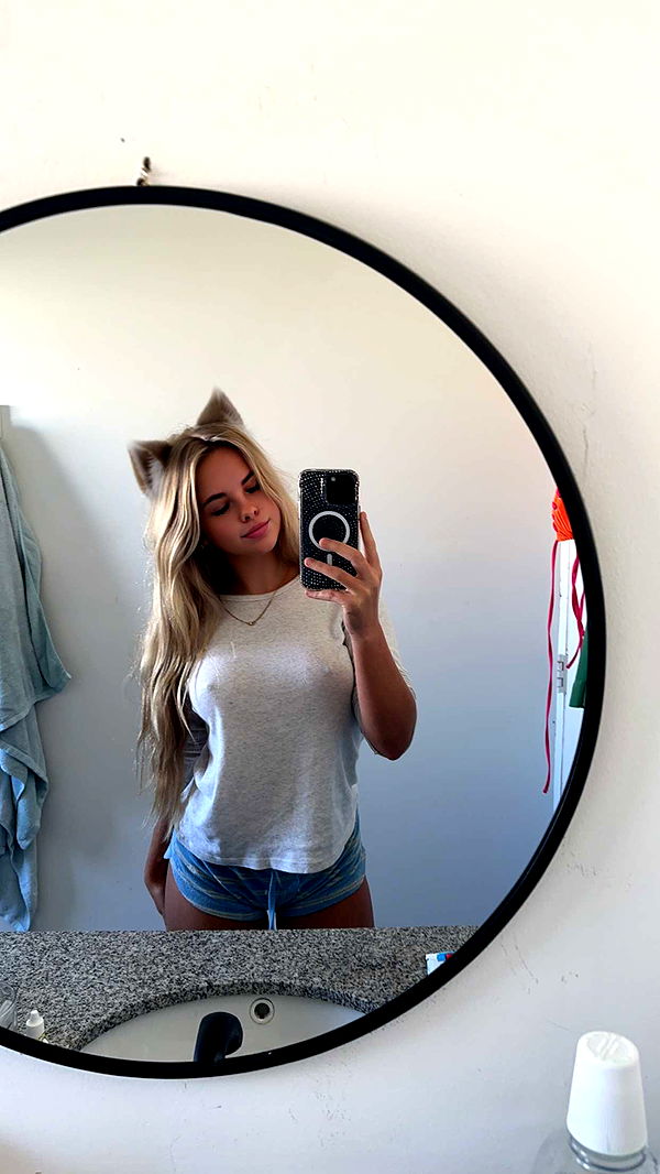 ellieblue2842 image ~ Altpins