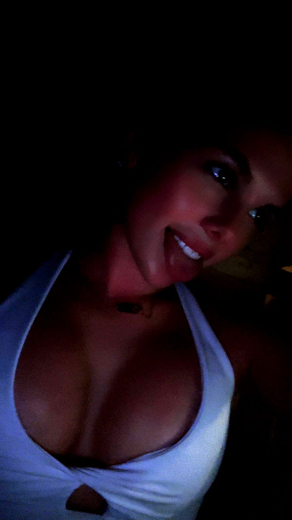 ellieblue2842 image ~ Altpins