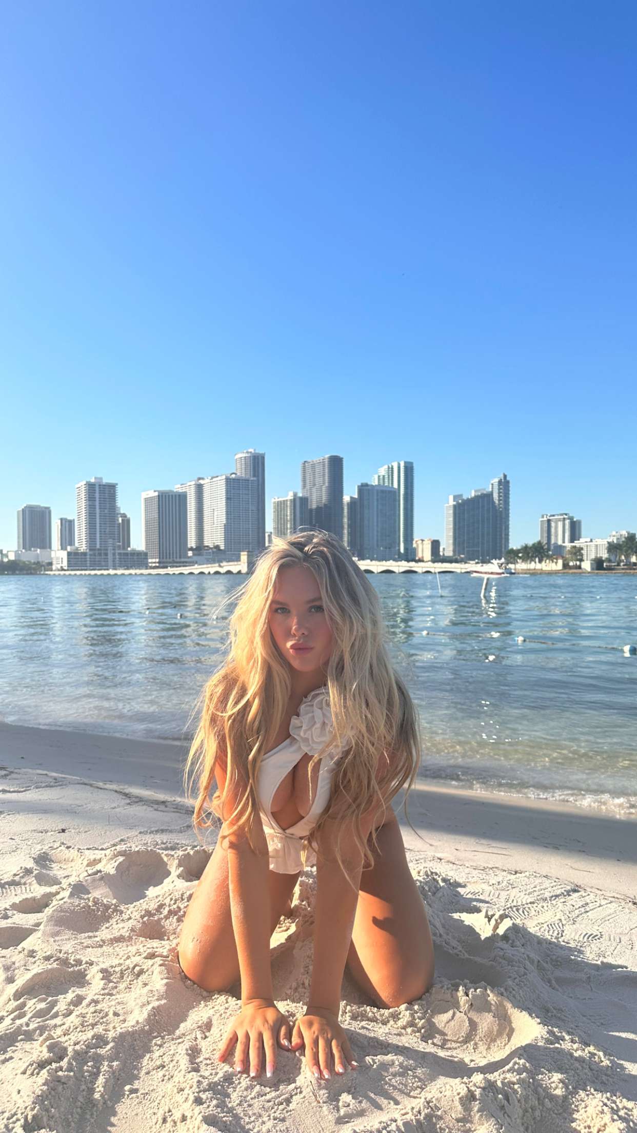 ellieblue2842 snapchat image archive image