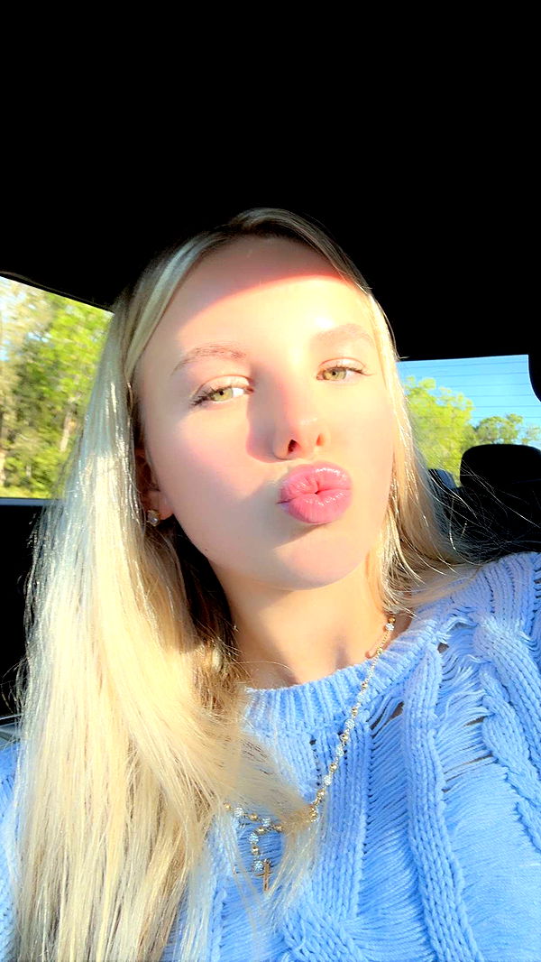 ellieblue2842 image ~ Altpins