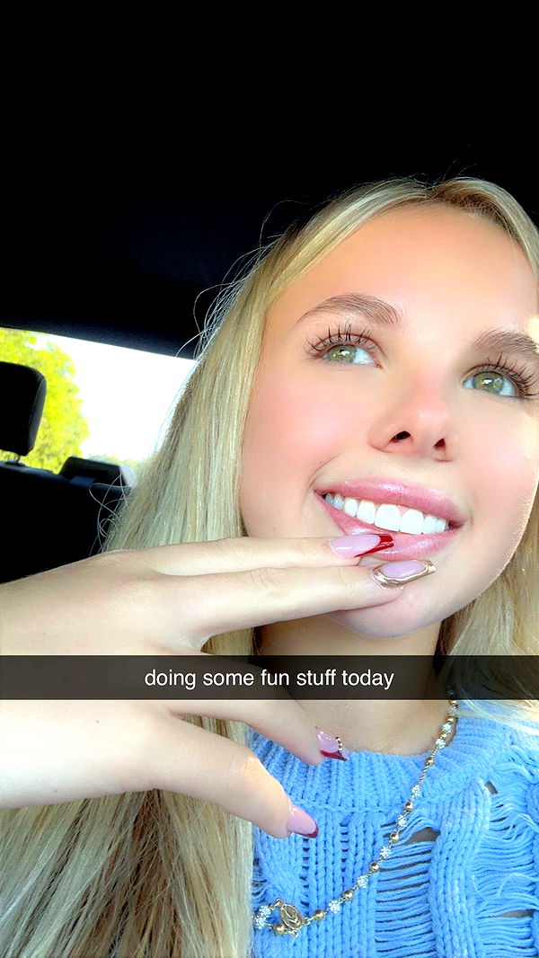 ellieblue2842 image ~ Altpins