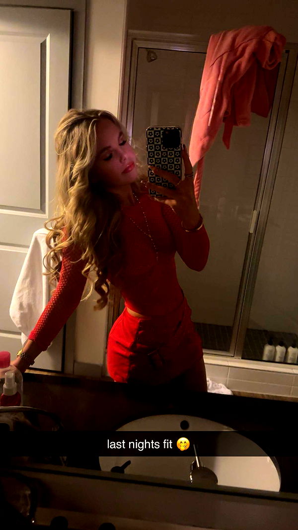 ellieblue2842 image ~ Altpins