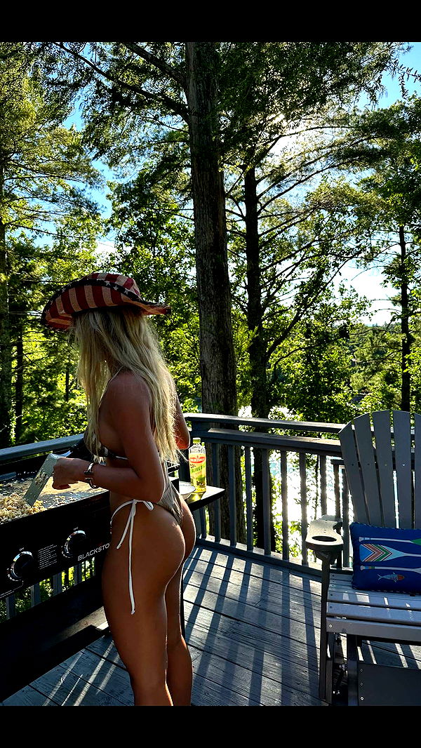 ellieblue2842 image ~ Altpins