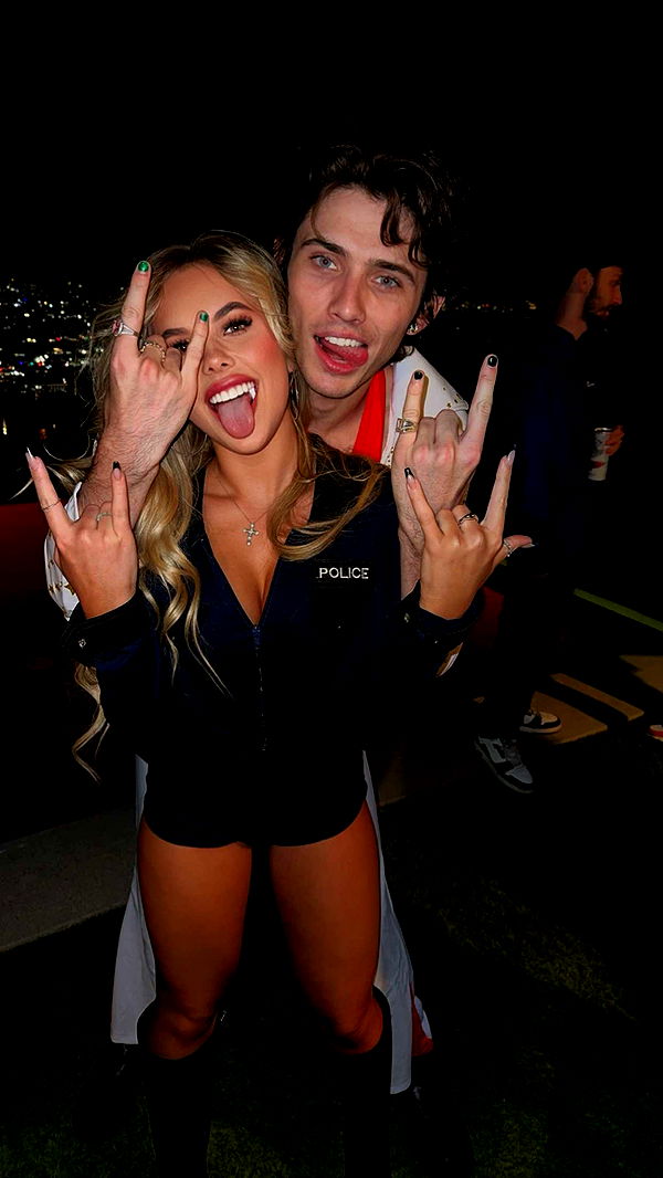 ellieblue2842 image ~ Altpins