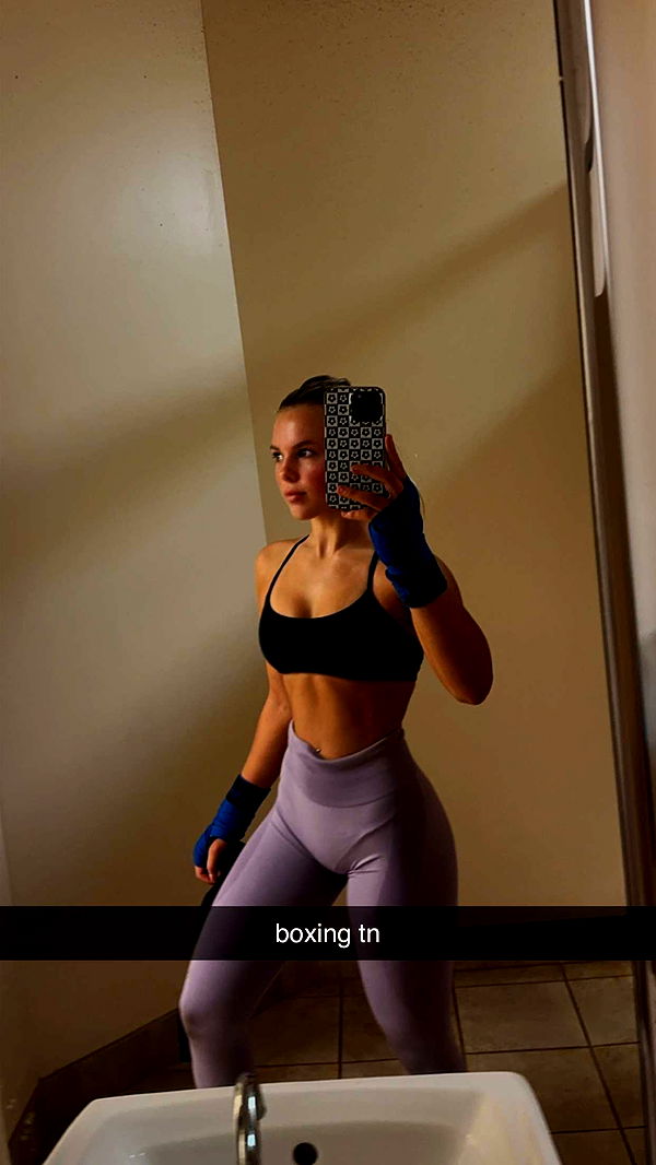 ellieblue2842 image ~ Altpins