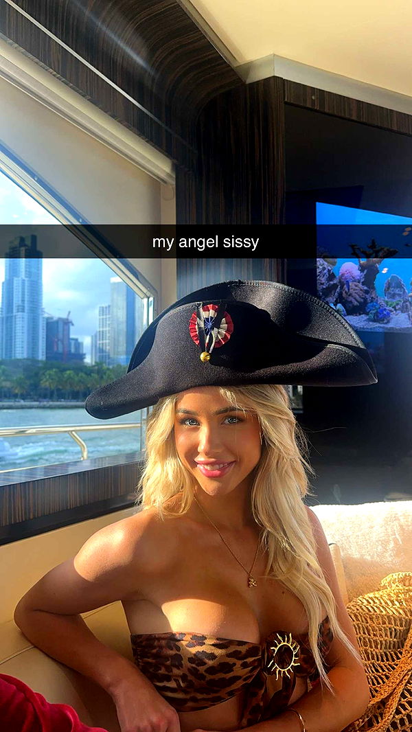 ellieblue2842 image ~ Altpins