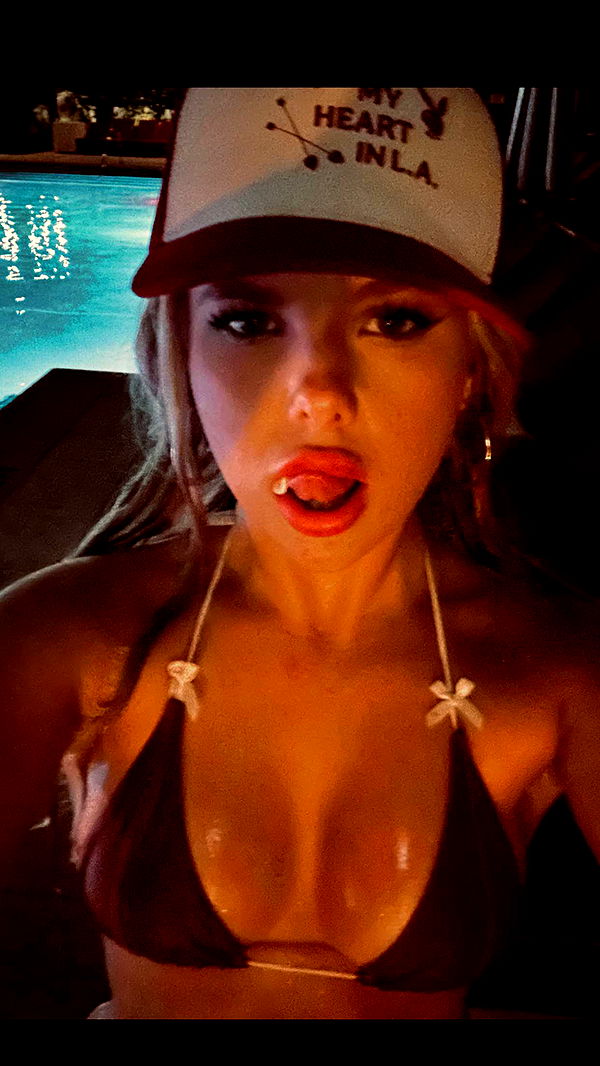 ellieblue2842 image ~ Altpins