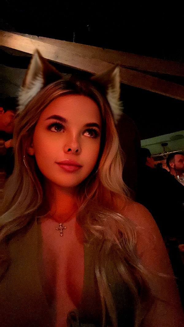 ellieblue2842 image ~ Altpins