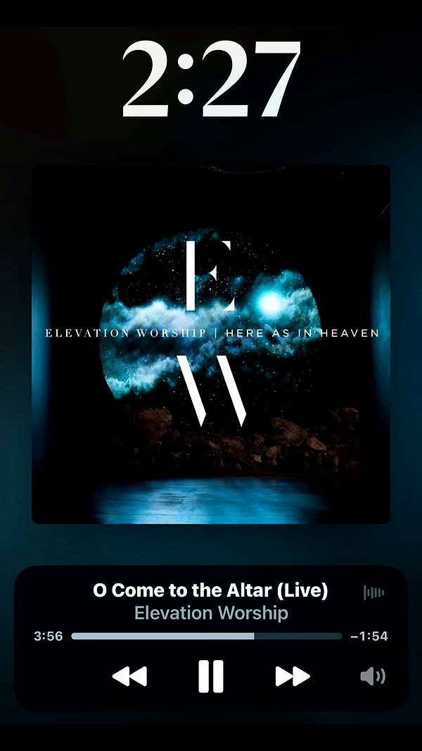 ellieblue2842 image ~ Altpins