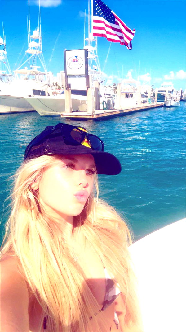 ellieblue2842 image ~ Altpins