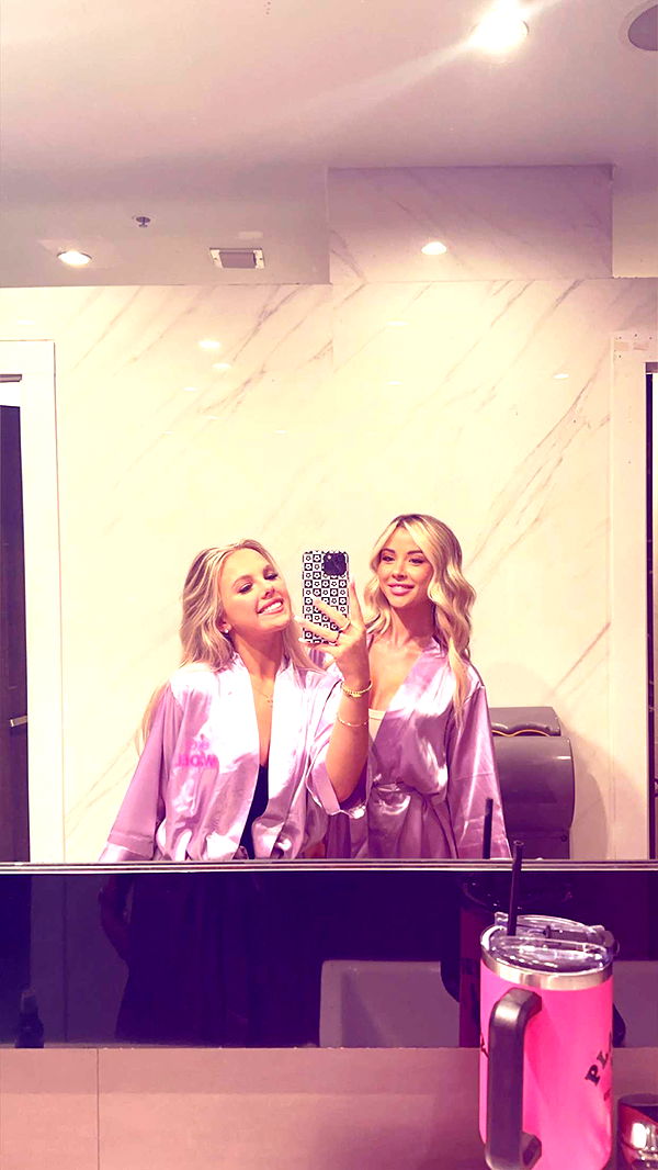 ellieblue2842 image ~ Altpins