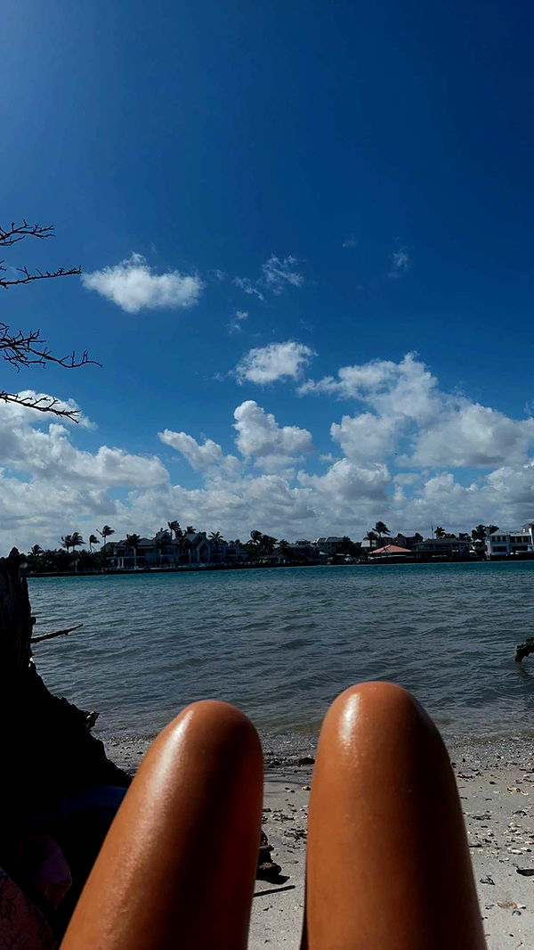 ellieblue2842 image ~ Altpins