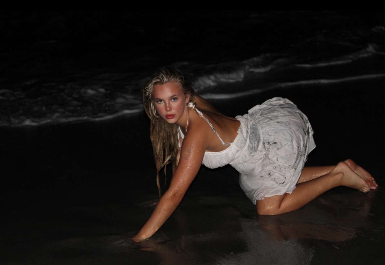 ellieblue2842 snapchat image archive image