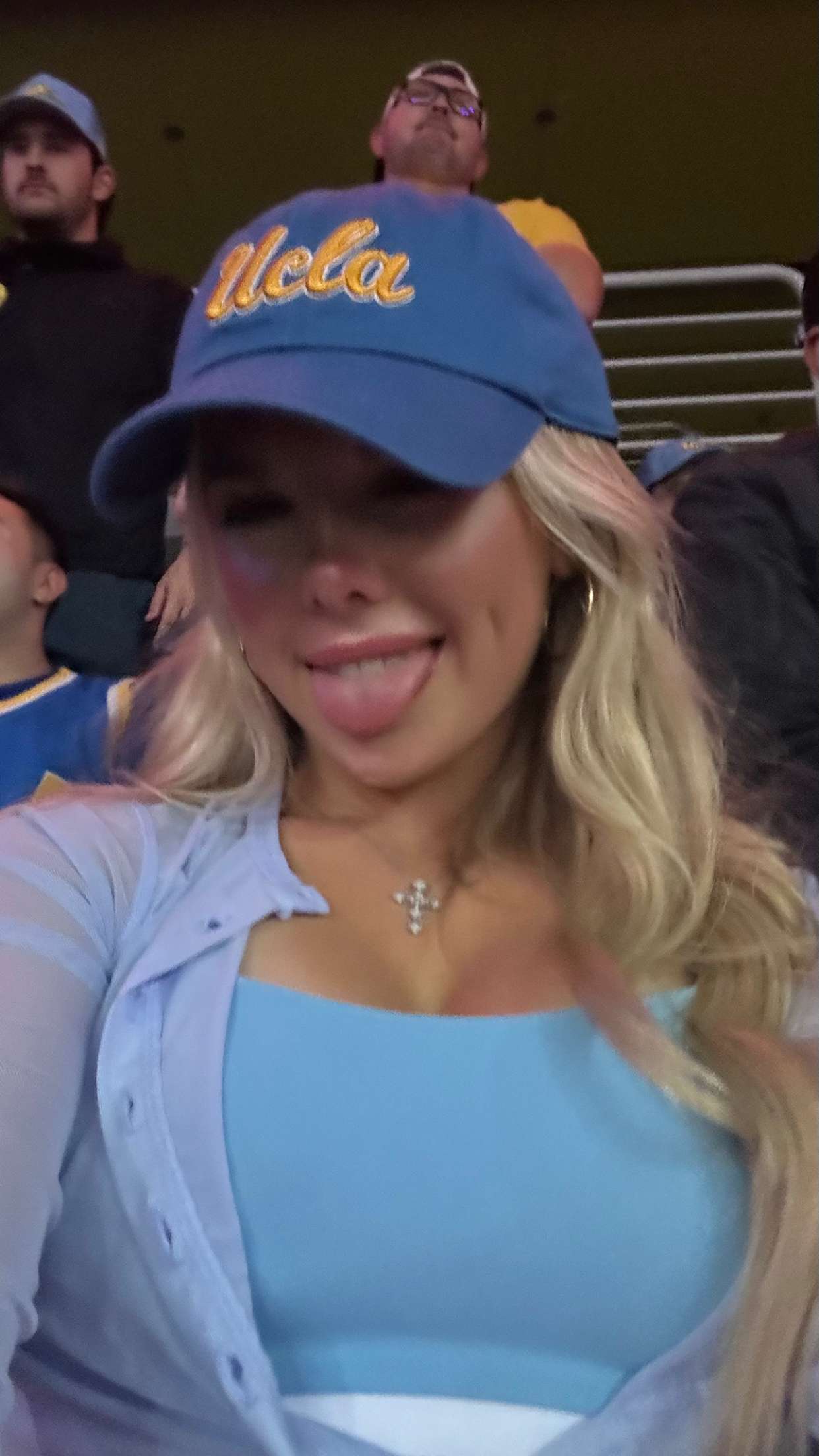 ellieblue2842 snapchat image archive image