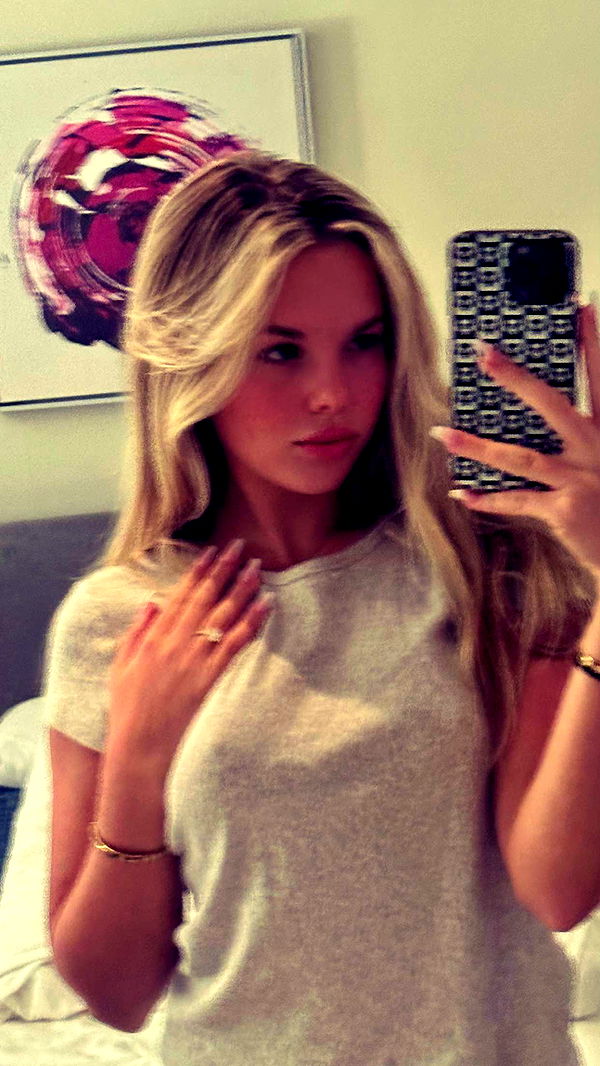 ellieblue2842 image ~ Altpins