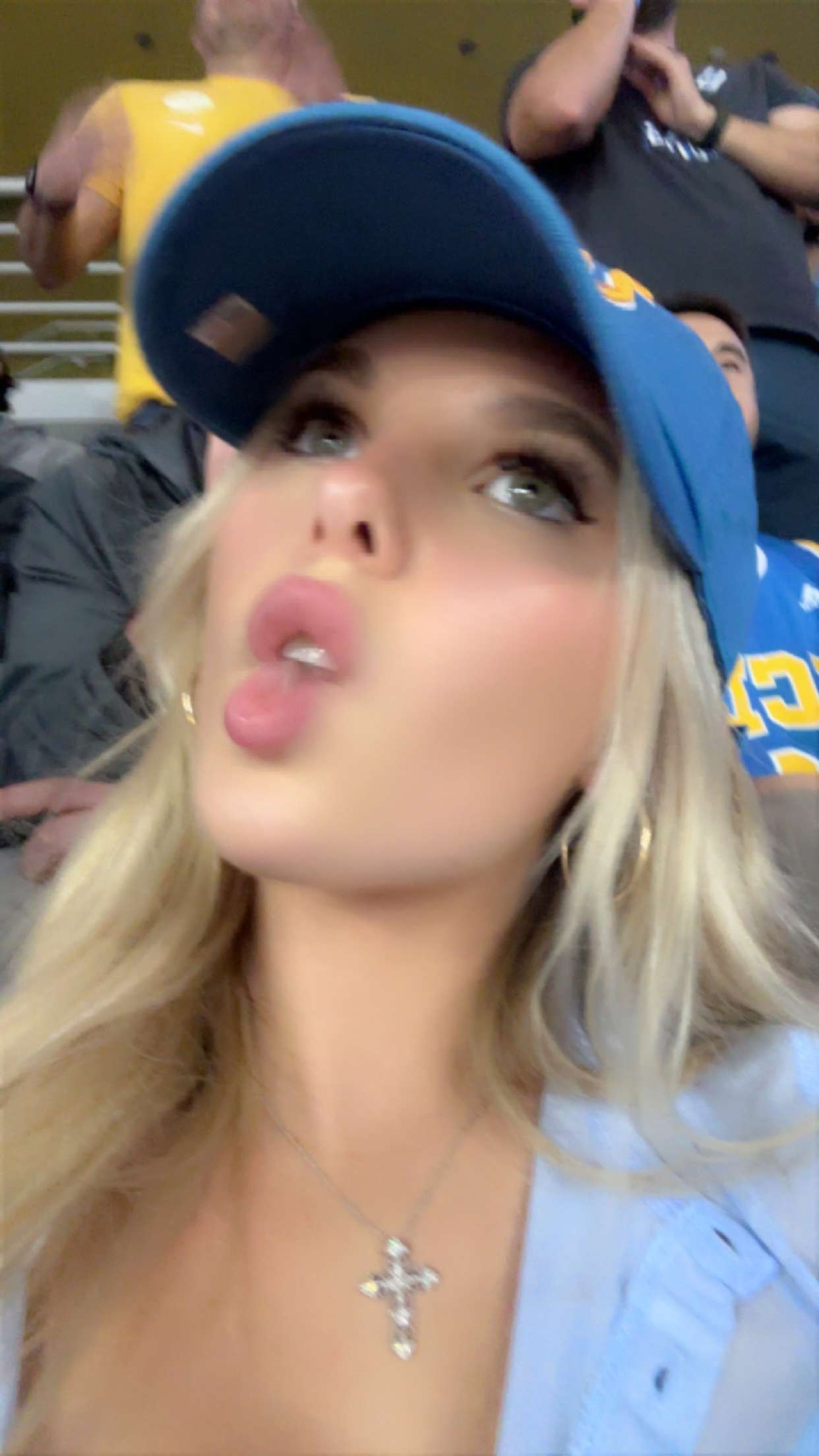 ellieblue2842 snapchat image archive image