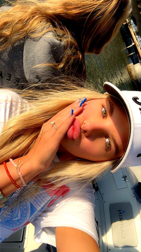 ellieblue2842 image ~ Altpins