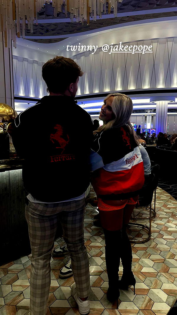 ellieblue2842 image ~ Altpins