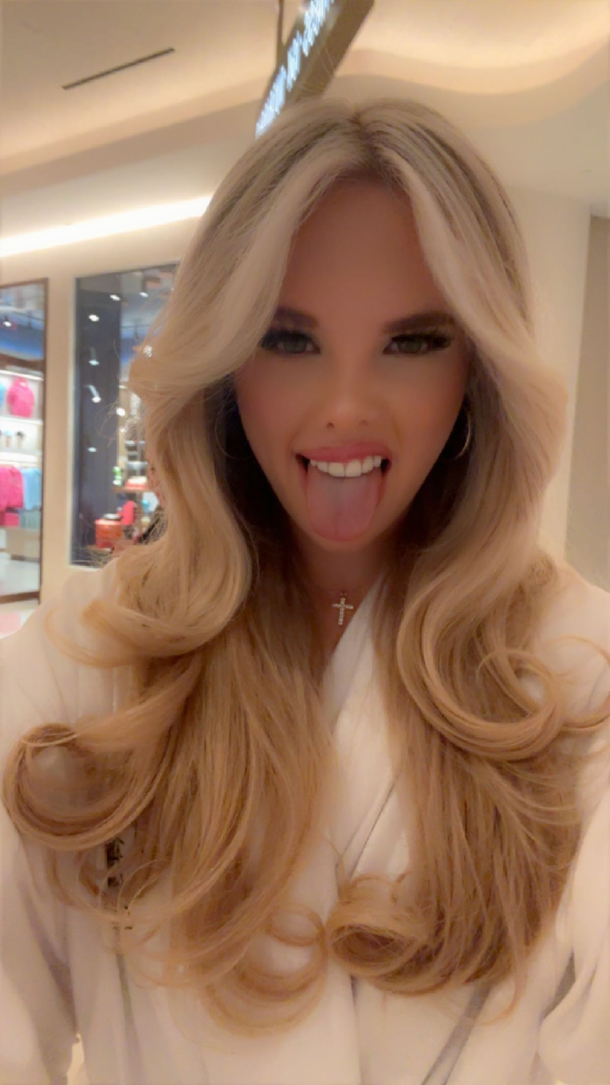 ellieblue2842 snapchat image archive image