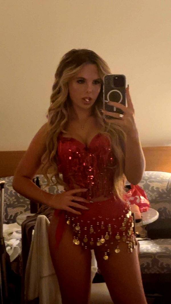 ellieblue2842 image ~ Altpins