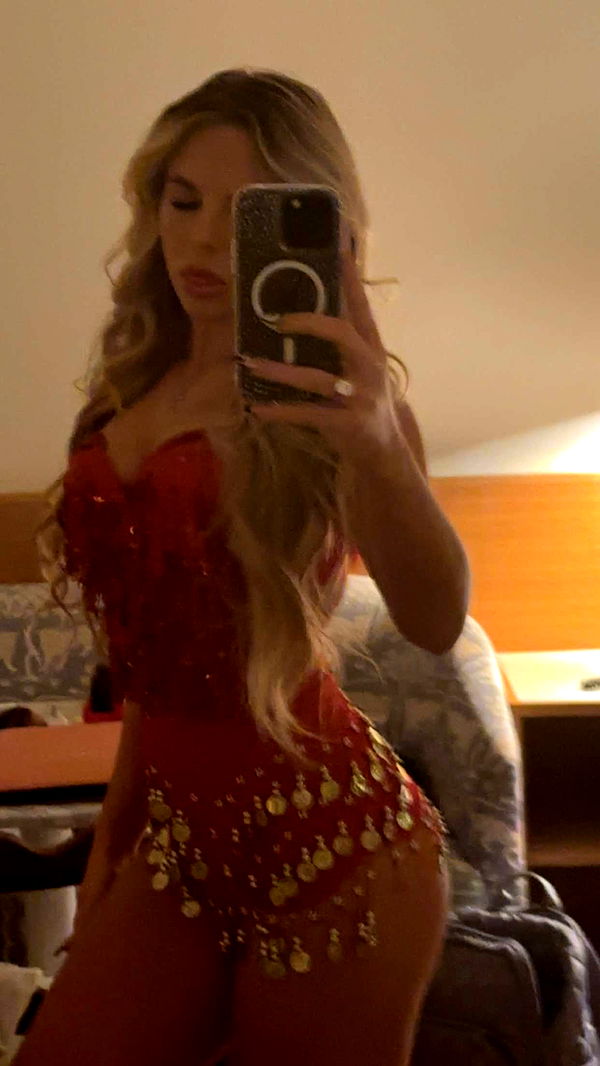 ellieblue2842 image ~ Altpins