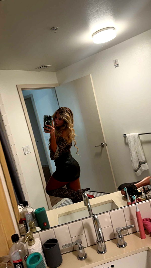 ellieblue2842 image ~ Altpins