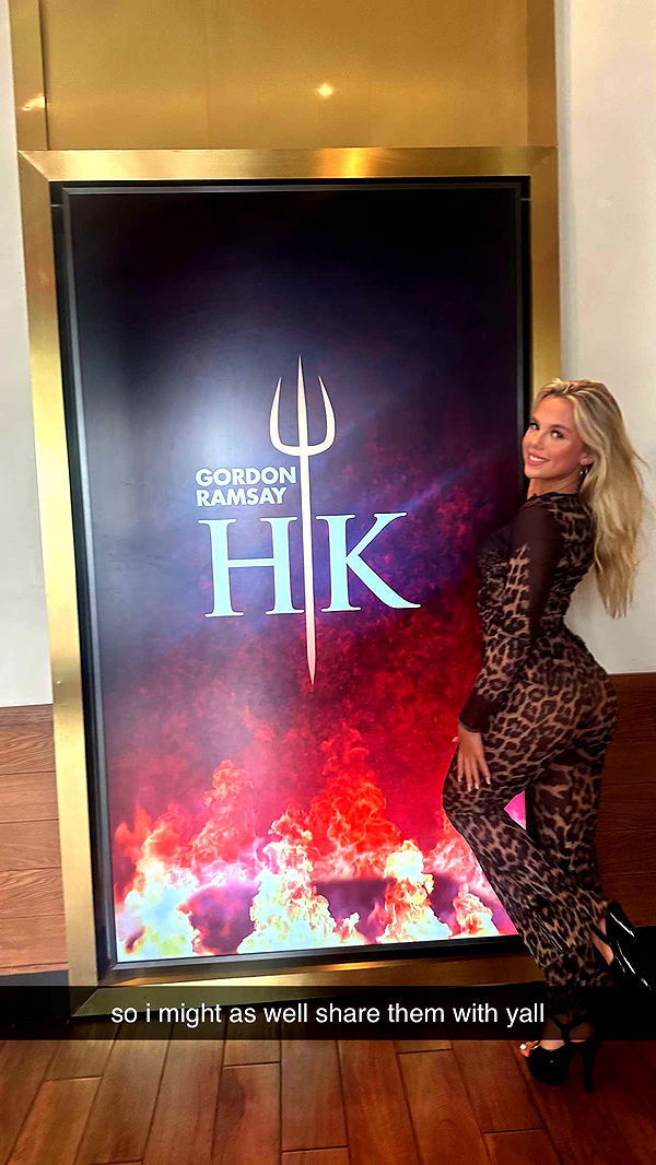 ellieblue2842 image ~ Altpins