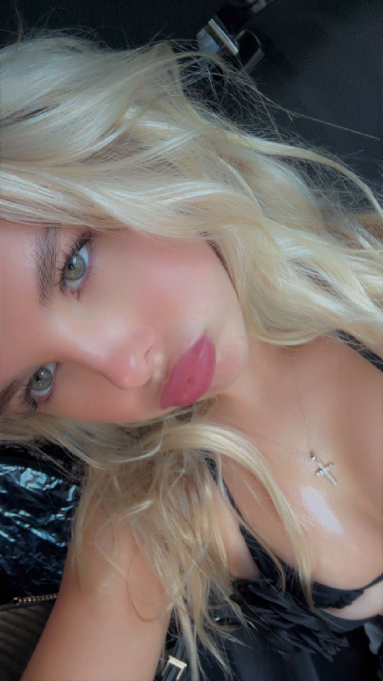 ellieblue2842 snapchat image archive image