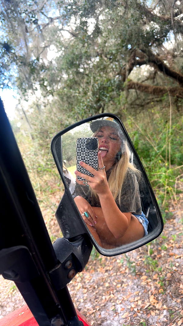 ellieblue2842 image ~ Altpins