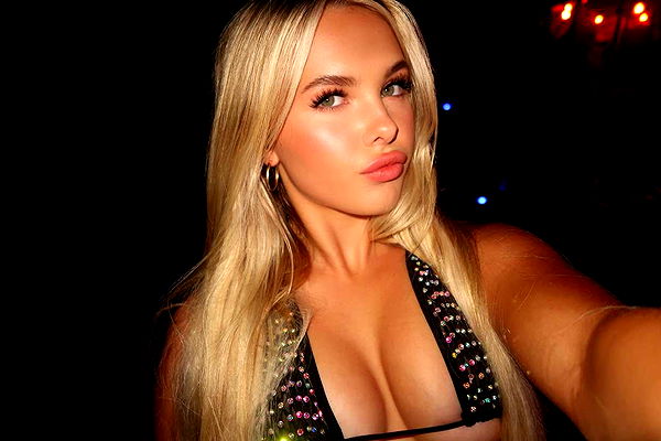 ellieblue2842 image ~ Altpins